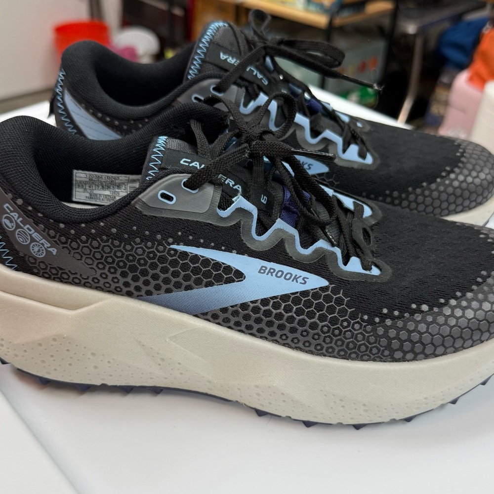 Brooks Black and Gray Sneakers